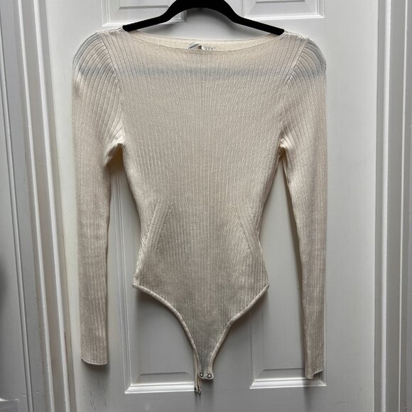 Abercrombie & Fitch Long Sleeve Bodysuit in Cream - Picture 1 of 5